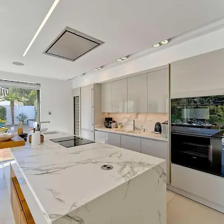 Luxury New Modern Pue Appartamento *